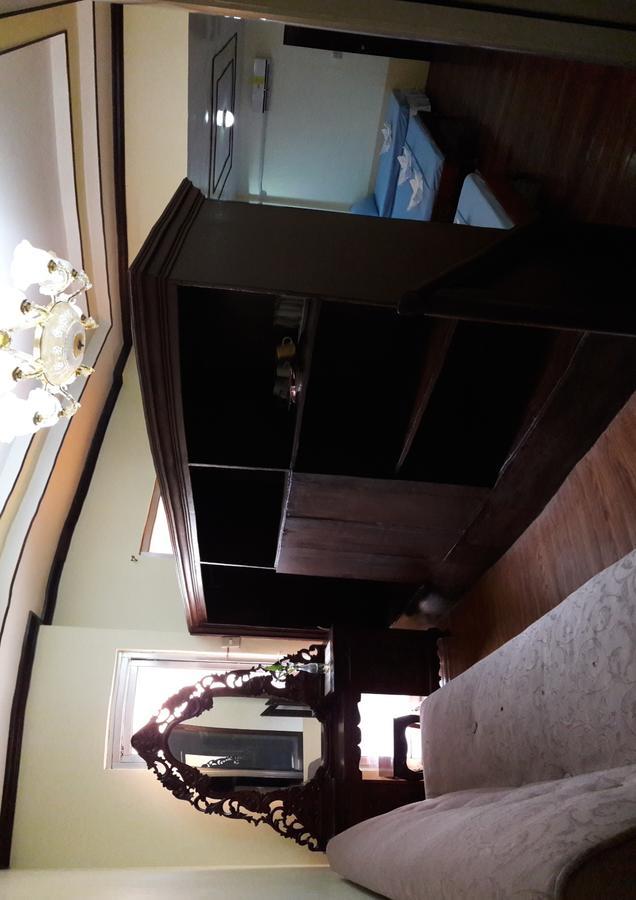 Third & Sean'S Place Легазпи Екстериор снимка